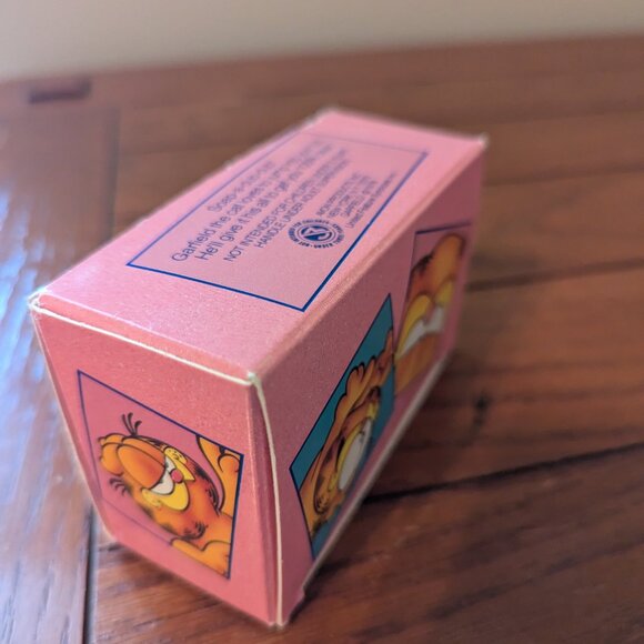 100% Pure Garfield Soap & Bath Brush Vintage 1978 Avon Products Pink Box NIB - Picture 3 of 13
